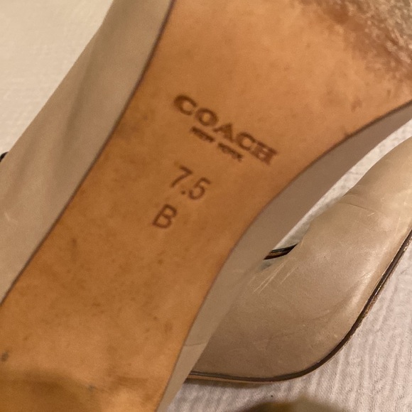 COACH BROWN  LEATHER HEELS. Size 7.5 - Picture 7 of 10